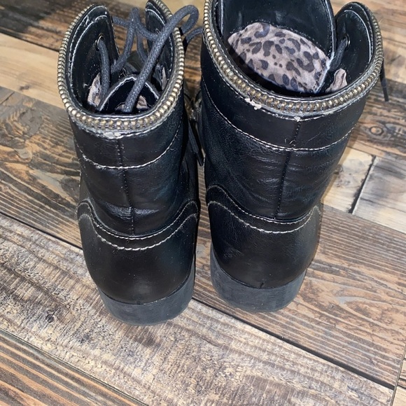 G by Guess black leather Boots size 7 1/2 - Picture 3 of 4